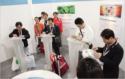 IIC_China_2012-China參會者體驗科技挑戰