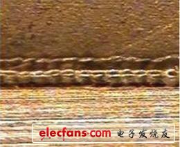 圖11、鋁和鈦之間的焊接縫隙。